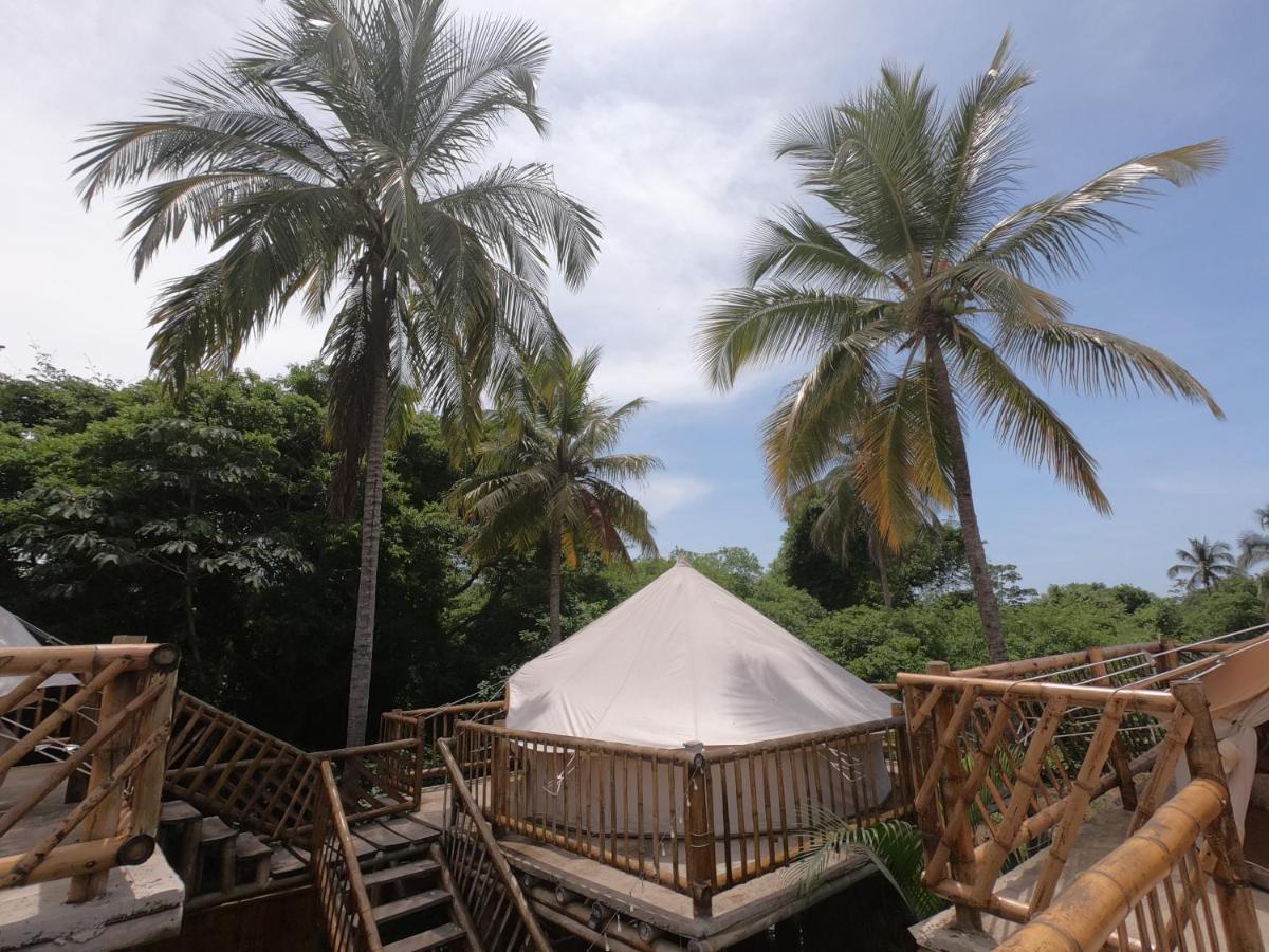 Glamping Due Amici Hotel Palomino Exterior photo