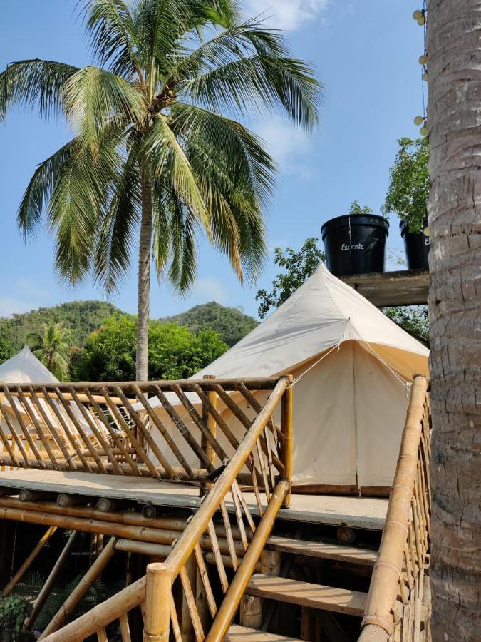 Glamping Due Amici Hotel Palomino Exterior photo