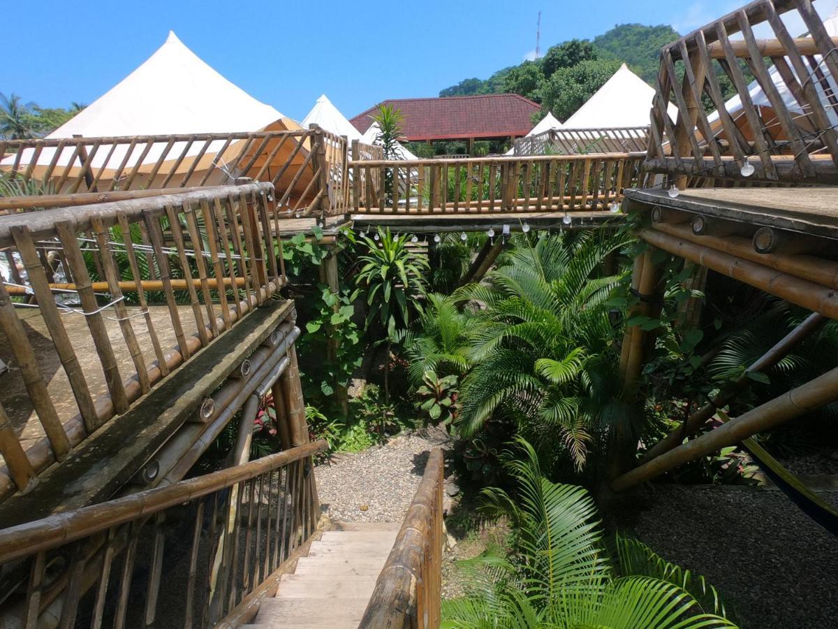 Glamping Due Amici Hotel Palomino Exterior photo